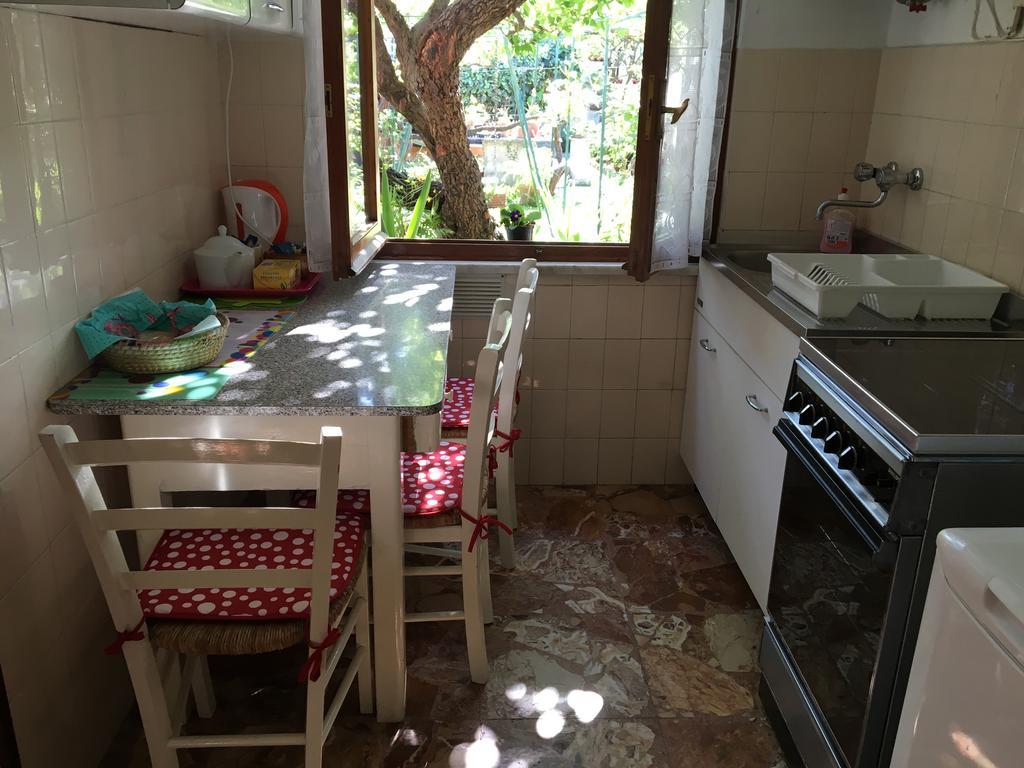 Casa Tra Il Verde E Il Blu Genoa Bagian luar foto